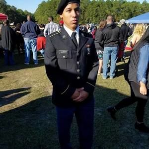 Meet your Posher, Chris